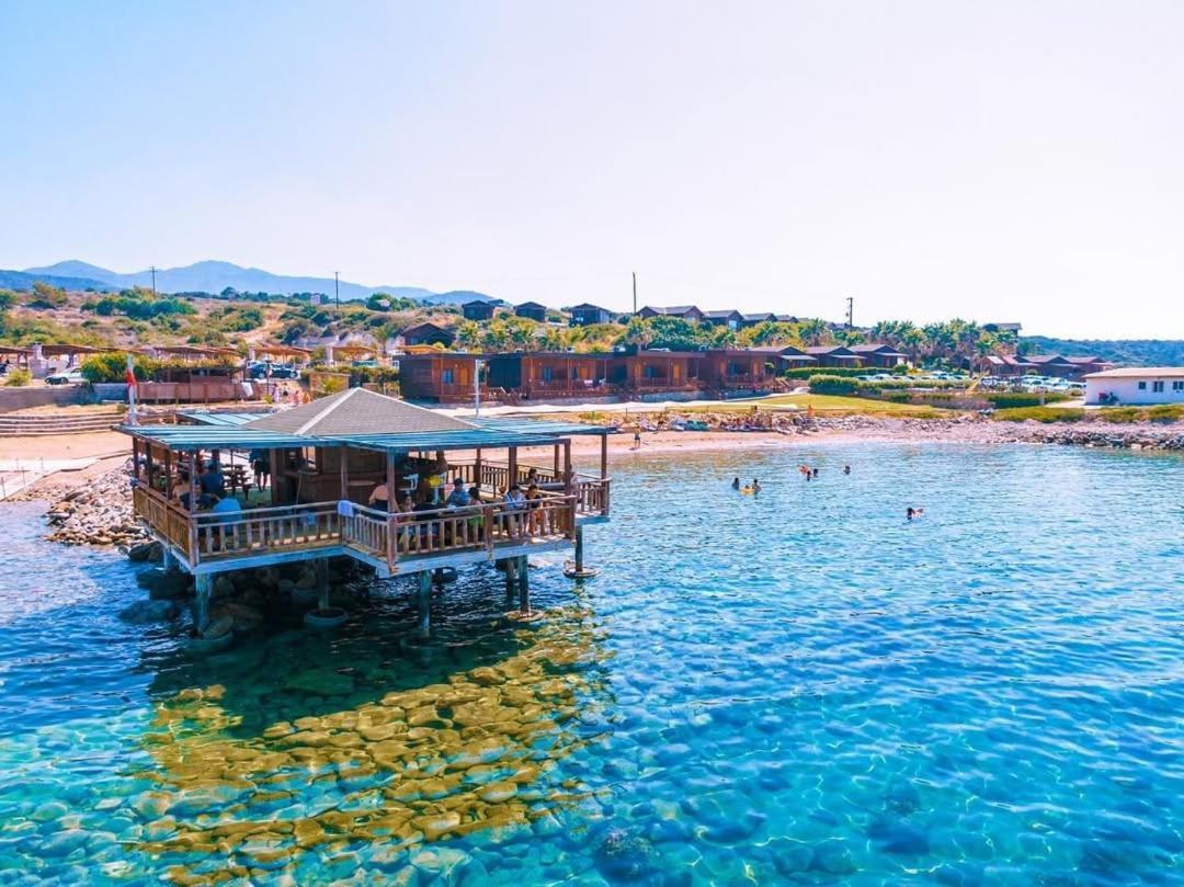 Zambak Holiday Village & Restaurant Superb Seafront Location ! Agios Georgios  Exterior foto